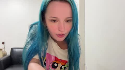 Snapshot of bubble_b00 chatting on 01/01/25, 12:55 bubble_b00 online show from 01/01/25, 12:55