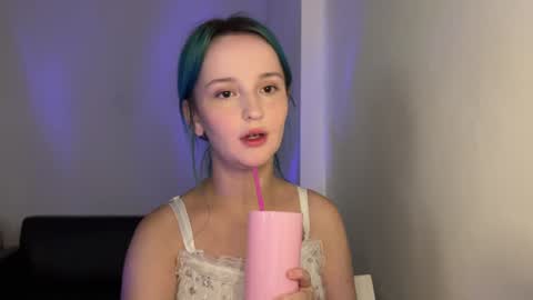 Snapshot of bubble_b00 chatting on 01/06/25, 12:35 bubble_b00 online show from 01/06/25, 12:35