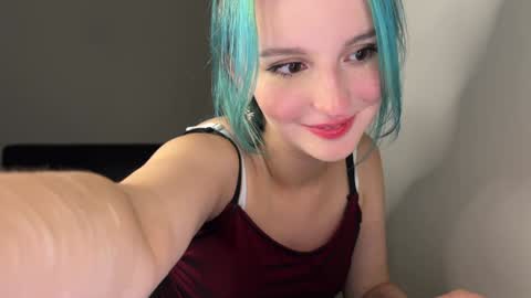 Snapshot of bubble_b00 chatting on 02/05/25, 09:29 bubble_b00 online show from 02/05/25, 09:29