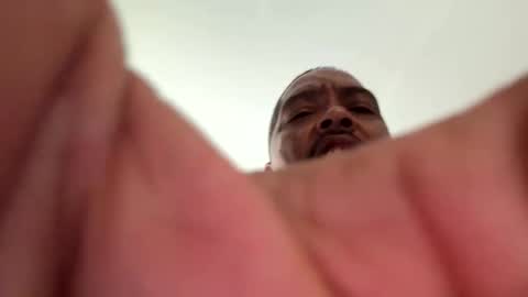 Snapshot of bubbleazzhere chatting on 10/22/25, 08:30 bubbleazzhere online show from 10/22/25, 08:30