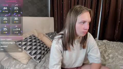 Snapshot of bubblebbb chatting on 01/10/25, 08:07 Sabrina  online show from 01/10/25, 08:07