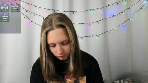 Snapshot of bubblebbb chatting on 01/18/25, 04:04 Sabrina  online show from 01/18/25, 04:04