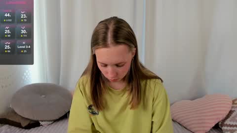 Snapshot of bubblebbb chatting on 02/06/25, 10:48 Sabrina  online show from 02/06/25, 10:48