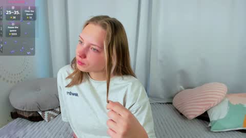 Snapshot of bubblebbb chatting on 02/09/25, 04:14 Sabrina  online show from 02/09/25, 04:14