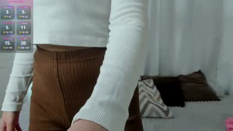 Snapshot of bubblebbb chatting on 03/06/25, 04:19 Sabrina  online show from 03/06/25, 04:19