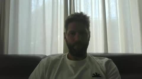 Snapshot of bubblebee1982 chatting on 09/29/25, 08:08 bubblebee1982 online show from 09/29/25, 08:08