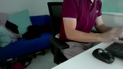 Snapshot of bubblebumdave chatting on 09/30/25, 07:57 Bubblebum online show from 09/30/25, 07:57