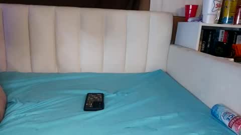 Snapshot of bubblebutt417 chatting on 11/09/25, 03:16 Max candi online show from 11/09/25, 03:16