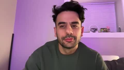 Snapshot of bubblebutt723 chatting on 11/11/25, 08:03 bubblebutt723 online show from 11/11/25, 08:03