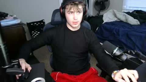 Snapshot of bubblebuttbdn chatting on 10/28/25, 11:07 BubblebuttBdn online show from 10/28/25, 11:07