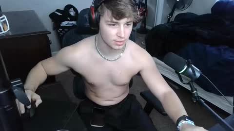 Snapshot of bubblebuttbdn chatting on 11/10/25, 08:08 BubblebuttBdn online show from 11/10/25, 08:08