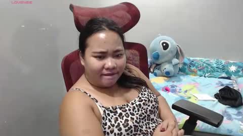 Snapshot of bubblebuttpinay chatting on 01/07/26, 02:30 Sunshine online show from 01/07/26, 02:30