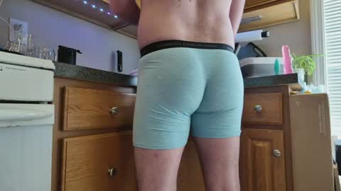 Snapshot of bubblebutttluke chatting on 08/01/26, 04:06 bubblebutttluke online show from 08/01/26, 04:06