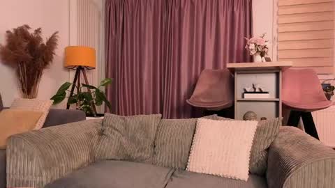 MayaCroft online show from 05/30/26, 06:27