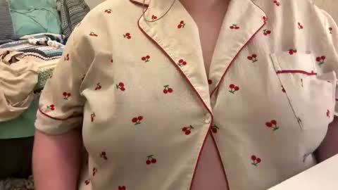 bubblegirl online show from 04/29/26, 10:49