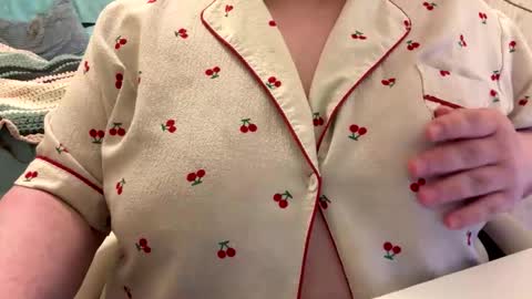 bubblegirl online show from 04/30/26, 01:50