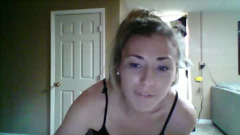Snapshot of bubblesxxx615xxx601 chatting on 04/19/26, 01:10 bubbles online show from 04/19/26, 01:10
