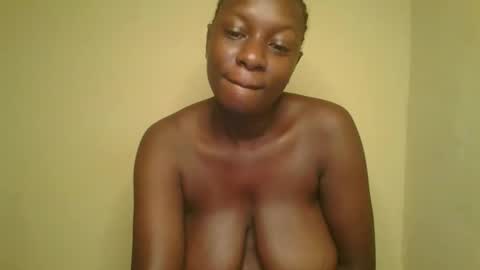 Snapshot of bubblie_bae chatting on 12/16/25, 02:38 Bobbie online show from 12/16/25, 02:38