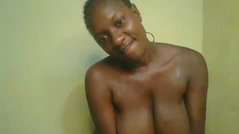 Snapshot of bubblie_bae chatting on 12/17/25, 06:58 Bobbie online show from 12/17/25, 06:58