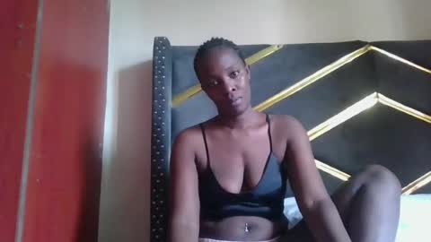 Snapshot of bubblie_bae chatting on 06/13/26, 08:56 Bobbie online show from 06/13/26, 08:56