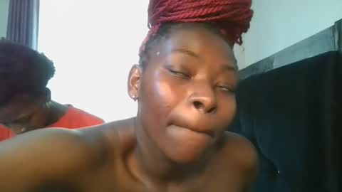 Bubbly online show from 12/14/25, 09:36