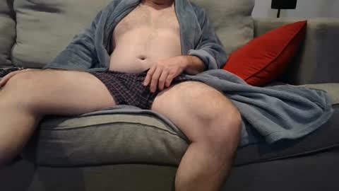 Buck online show from 10/01/25, 02:34