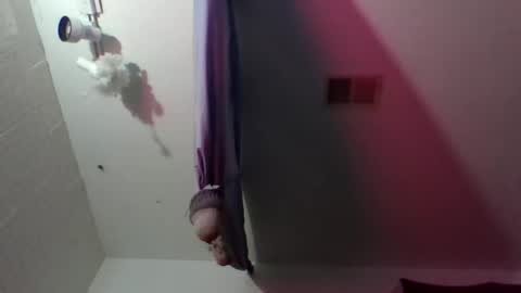 Snapshot of buckoykang chatting on 04/15/26, 07:26 buckoykang online show from 04/15/26, 07:26