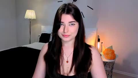 Snapshot of buckssbunny chatting on 04/08/26, 02:39 Ari online show from 04/08/26, 02:39