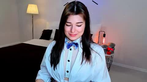 Snapshot of buckssbunny chatting on 06/03/26, 02:33 Ari online show from 06/03/26, 02:33