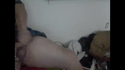 Snapshot of buddyluvzumore chatting on 01/04/25, 08:28 buddyluvzumore online show from 01/04/25, 08:28