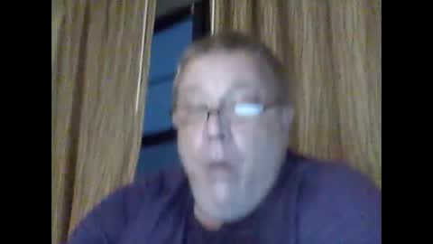 Snapshot of buddyluvzumore chatting on 02/10/25, 11:23 buddyluvzumore online show from 02/10/25, 11:23