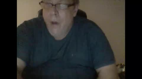 Snapshot of buddyluvzumore chatting on 02/18/25, 08:59 buddyluvzumore online show from 02/18/25, 08:59