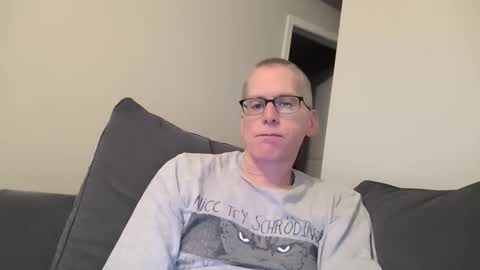 Snapshot of budman004 chatting on 05/25/26, 03:12 budman004 online show from 05/25/26, 03:12