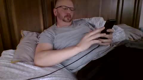 Snapshot of bueff chatting on 04/29/26, 07:31 bueff online show from 04/29/26, 07:31