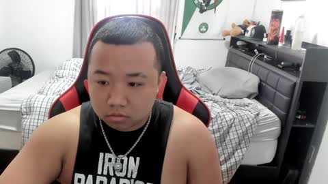 buffsexyman24 online show from 02/21/25, 07:21