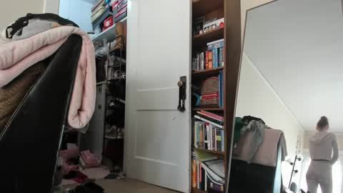 Snapshot of buffybarloe chatting on 12/01/24, 07:14 Buffy online show from 12/01/24, 07:14