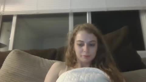 Snapshot of buffybarloe chatting on 02/27/26, 05:51 Buffy online show from 02/27/26, 05:51