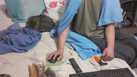 bufu21 online show from 02/02/25, 04:59