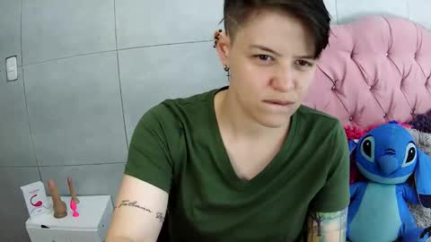 bug2025 online show from 11/12/25, 02:34