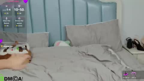 Sandy----xx online show from 12/18/25, 03:51