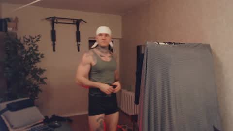 Snapshot of bulatov_x chatting on 01/27/25, 10:27 Dmitriy online show from 01/27/25, 10:27