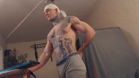 Snapshot of bulatov_x chatting on 02/03/25, 08:13 Dmitriy online show from 02/03/25, 08:13