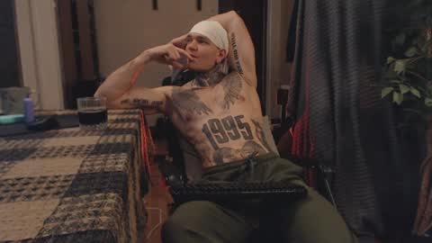 Snapshot of bulatov_x chatting on 02/08/25, 10:29 Dmitriy online show from 02/08/25, 10:29