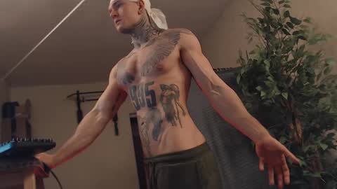 Snapshot of bulatov_x chatting on 02/11/25, 04:01 Dmitriy online show from 02/11/25, 04:01