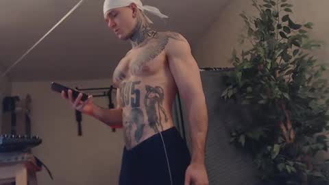 Snapshot of bulatov_x chatting on 02/19/25, 06:44 Dmitriy online show from 02/19/25, 06:44