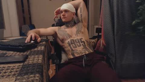 Snapshot of bulatov_x chatting on 03/03/25, 02:26 Dmitriy online show from 03/03/25, 02:26