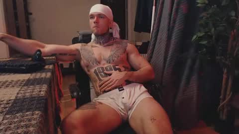 Snapshot of bulatov_x chatting on 03/10/25, 02:17 Dmitriy online show from 03/10/25, 02:17