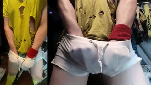 Snapshot of bulgetasticc chatting on 03/13/26, 08:04 BulgetasticC online show from 03/13/26, 08:04