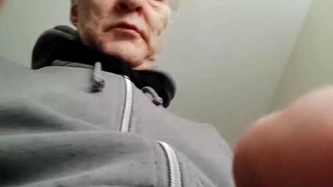 Snapshot of bulkyboners chatting on 02/02/25, 07:57 ejaculation for 250 online show from 02/02/25, 07:57