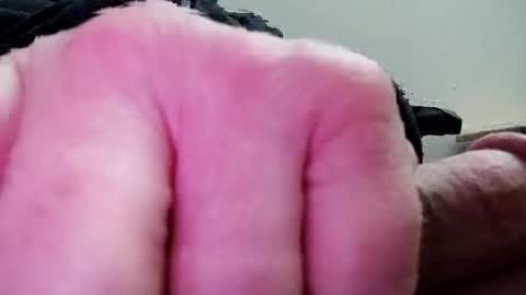 Snapshot of bulkyboners chatting on 02/17/25, 07:47 ejaculation for 250 online show from 02/17/25, 07:47